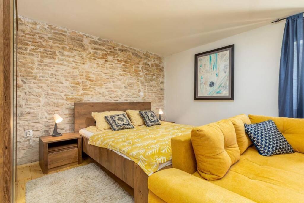 Casa Di Pietra Matelici Divsici Exterior foto