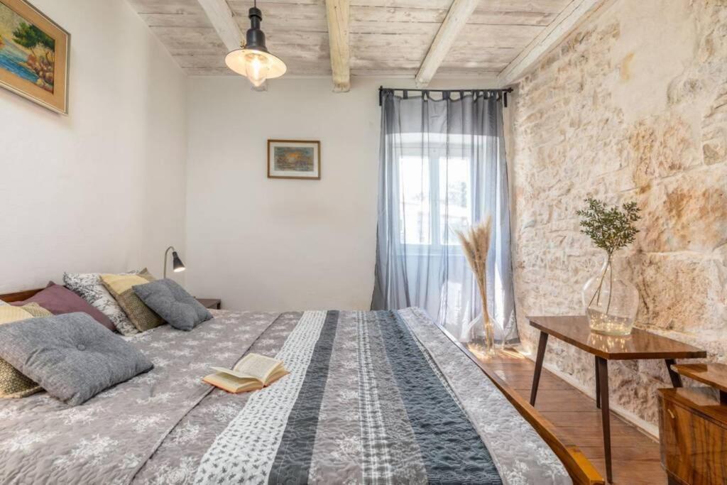 Casa Di Pietra Matelici Divsici Exterior foto