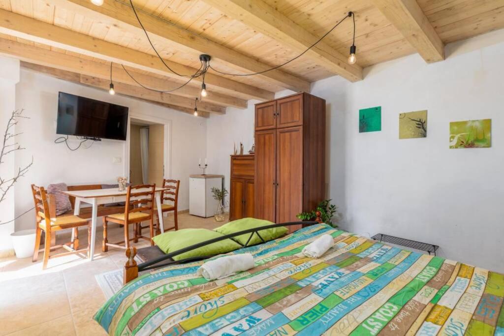 Casa Di Pietra Matelici Divsici Exterior foto